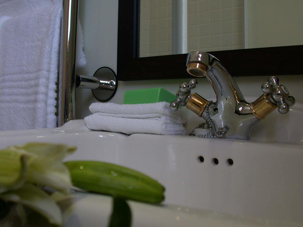 D'Aria Guest Cottages Durbanville Ngoại thất bức ảnh